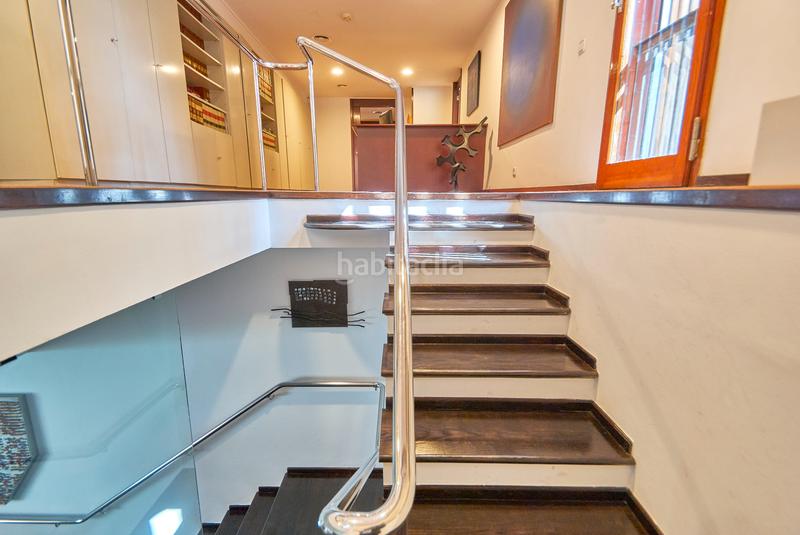 Foto e6bdd589-88c6-48d0-b409-423191334d4c. Oficina se vende local/oficina en calle freixa en Barcelona