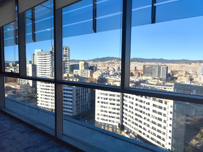 Foto ea6e08cf-b38f-4f21-af78-4e95a1b9b235. Location bureau dans carrer de pujades 350 dans Diagonal Mar i el Front Marítim del Poblenou Barcelona