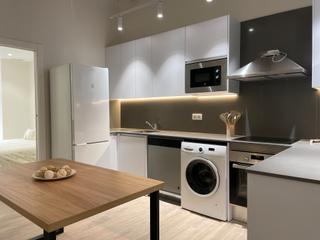 Location Appartement  Carrer de valladolid. Piso recién reformado en alquiler en sants-montjuïc