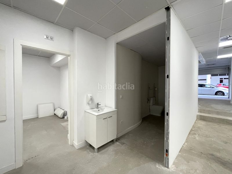 Foto 10d421be-2dd0-4ebf-94fa-64da893ed05b. Local comercial a Centre Castelldefels