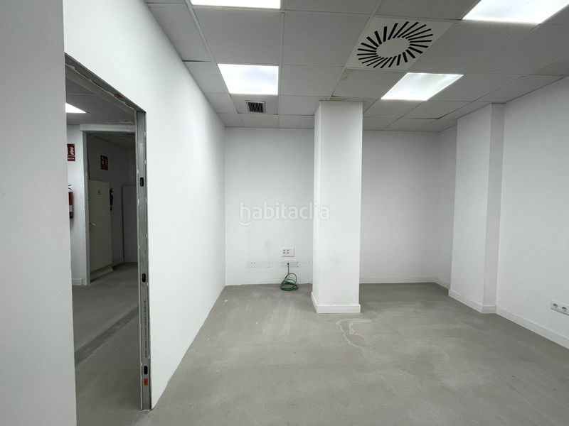 Foto 8c48f038-ab5c-4d40-92b6-8707f7275702. Local comercial a Centre Castelldefels