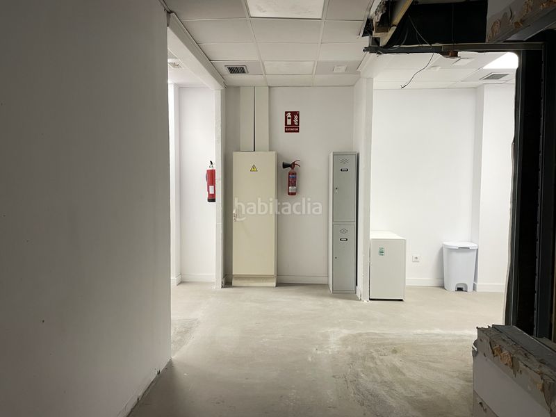 Foto 8f4a303a-7fd0-4420-ac46-6e993d2ba925. Local comercial a Centre Castelldefels