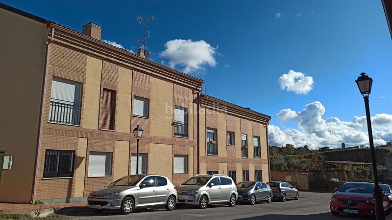 Foto 5db109c3-6980-43a2-850e-8506445ea382. Pis a calle de la carrera del encierro 30 a Villamantilla
