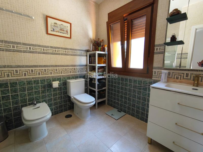 Foto 074baef3-9068-4bc1-a717-de46b45a8e7d. Xalet amb calefacció aparcament piscina a Sevilla la Nueva