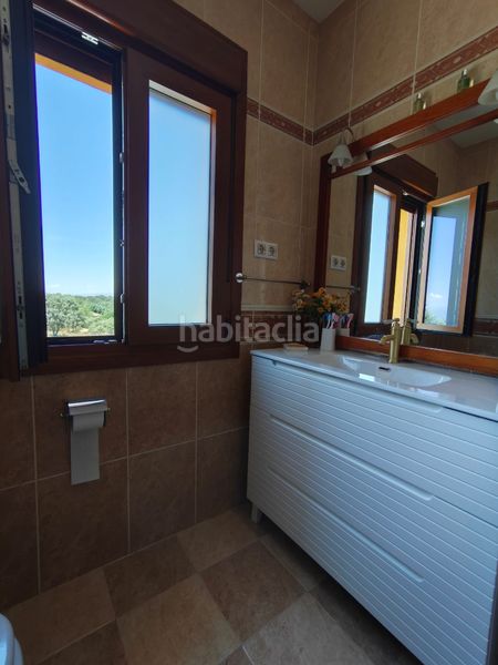 Foto af57c25b-57e8-4c2e-b20d-edd9d7b2f4f3. Xalet amb calefacció aparcament piscina a Sevilla la Nueva