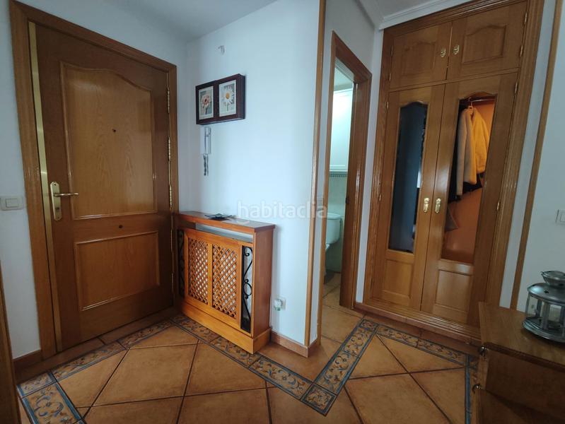 Foto e2bf5669-9d5c-4b4d-8e0f-f4cf35f2127a. Dúplex alfa key west vende amplio duplex 104 m2, 2 dm (posib.3 o 4), 2 wc, garaje (14.000€ adic.) en urb.con piscina en Sevilla la Nueva