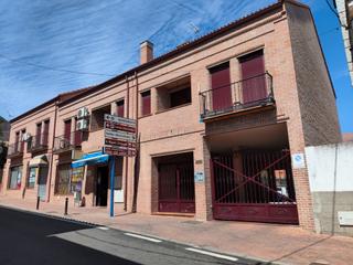 Dúplex a Calle general yagüe 5. Alfa keywest vende sin honorarios al comprador duplex de esquina