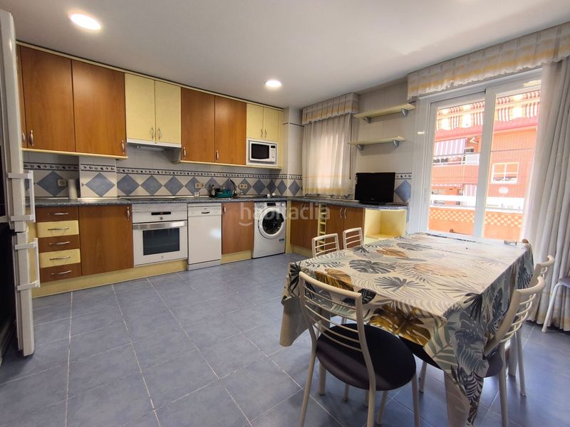 Foto 0427f65a-d1ab-45af-841f-76d7ed78d7e5. Dúplex a calle josé antonio 22 a Sevilla la Nueva