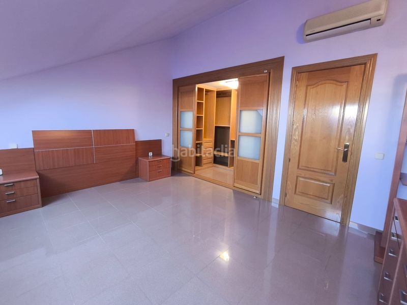 Foto 7b4d2856-23a9-4093-a8fe-b0aff61d03b9. Dúplex a calle josé antonio 22 a Sevilla la Nueva