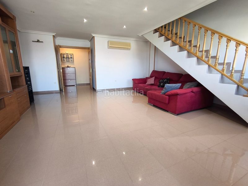 Foto b452b698-eeb7-4477-98b5-0dae5d54fda2. Dúplex a calle josé antonio 22 a Sevilla la Nueva