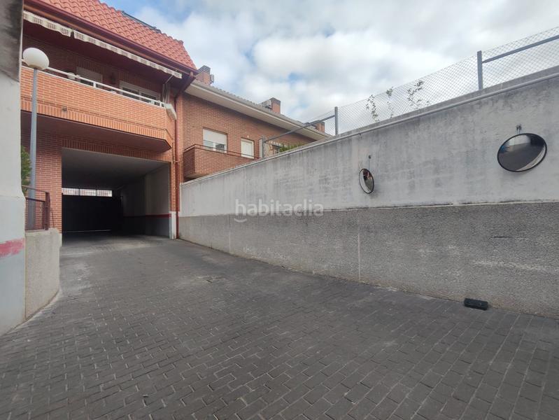 Foto ef3c5c62-d3c1-4282-a15d-0d04af7a2599. Dúplex a calle josé antonio 22 a Sevilla la Nueva