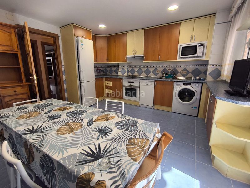 Foto f9b35069-e63d-46f6-8dc7-f6edbf505cfd. Dúplex a calle josé antonio 22 a Sevilla la Nueva