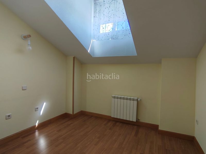 Foto 3e3da414-93b0-4b7c-8e2e-70b486c53b29. Lloguer dúplex amb calefacció aparcament piscina a Sevilla la Nueva