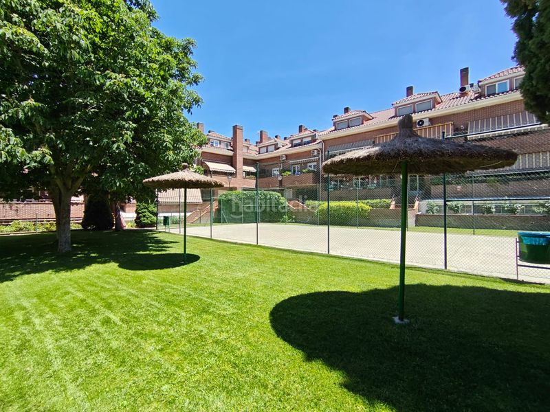 Foto d6029359-8480-4246-94a7-7217613fae2d. Dúplex a calle santa bárbara 4 a Sevilla la Nueva