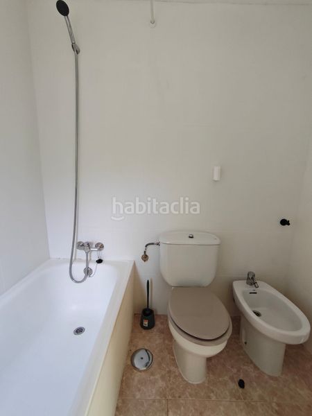 Foto cbb64cea-d15d-4f3d-a6f4-59064d682e55. Estudi amb calefacció a Sevilla la Nueva