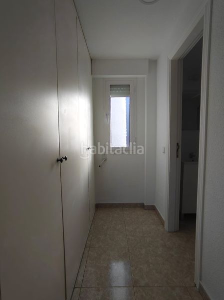 Foto ea8ea77a-9a94-4564-a705-1c760107ff92. Estudi amb calefacció a Sevilla la Nueva