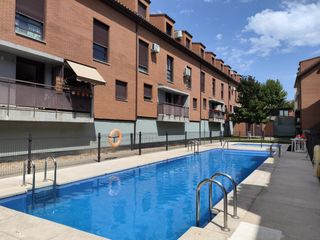 Dúplex a Calle ruiseñor 1. Alfa key west madrid-oeste  vende duplex de 64 m2 utiles con 2 d