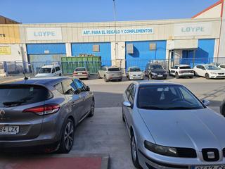 Local Comercial en Calle Hemingway