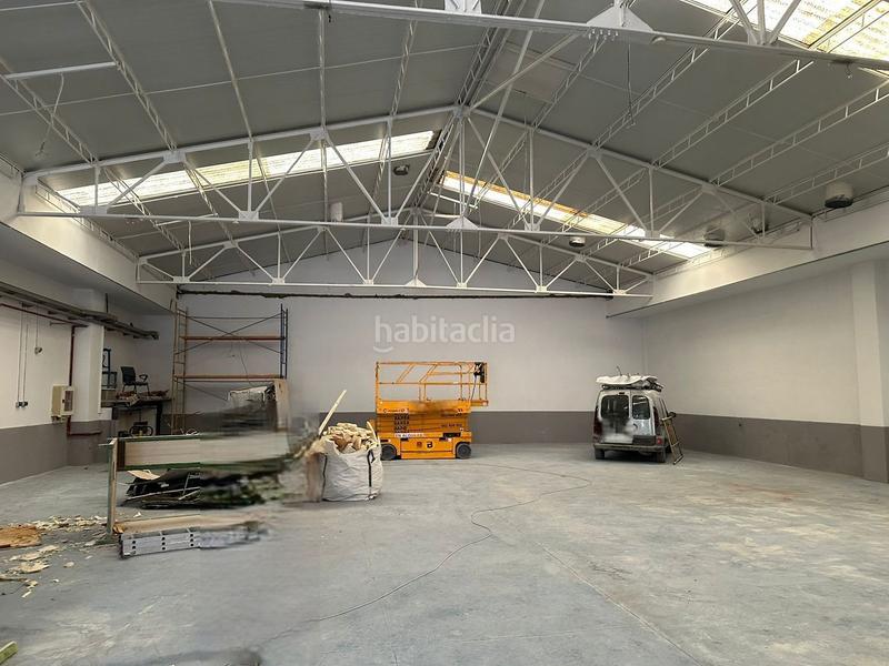 Foto ab844434-10bc-4428-8fa4-646e9ffd4a90. Alquiler local comercial en calle quilla 20 en Distrito Zeta - Recinto Ferial Cortijo de Torres Málaga