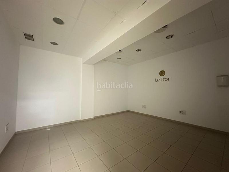 Foto 2e6b3071-d5b5-4480-b31e-d32ef9f04cac. Rent business premise in Carranque - Haza Cuevas Málaga