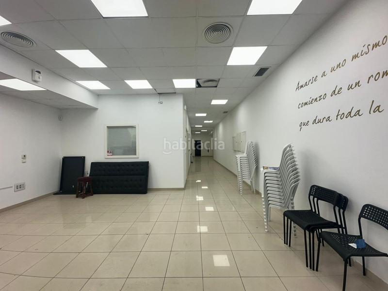 Foto 39f1b239-3fb9-4469-ba2b-08b53fe97fba. Rent business premise in Carranque - Haza Cuevas Málaga