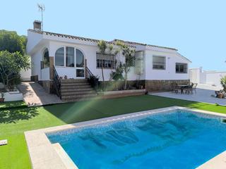 Chalet à Calle Pedro de Mena 0