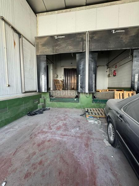 Foto 3b234ee1-2e21-4c4c-8df1-5d15851bc684. Rent business premise in Distrito Zeta - Recinto Ferial Cortijo de Torres Málaga