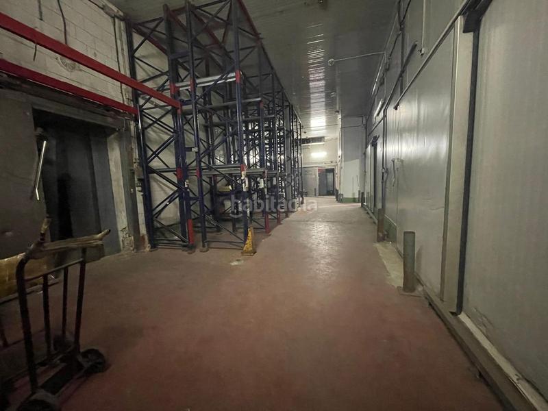 Foto 856f5d1c-2877-47f9-9124-b7c176c44c49. Affitto locale commerciale in Distrito Zeta - Recinto Ferial Cortijo de Torres Málaga