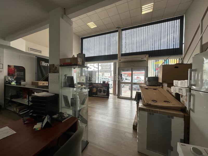Foto 3d55eb74-e593-48cf-a24f-1fb047dd3d51. Alquiler local comercial en Distrito Zeta - Recinto Ferial Cortijo de Torres Málaga