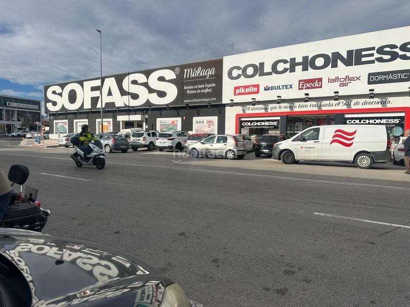 Foto 6b79f6a0-bc09-4bd6-9c6a-8da4e06ff867. Alquiler local comercial en Distrito Zeta - Recinto Ferial Cortijo de Torres Málaga