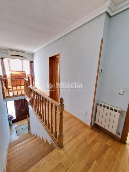 Foto 9f742b1d-bacb-42d4-a3f7-bcfbf391f05a. Casa  en venta en Las Conejeras-Eparragal Coslada