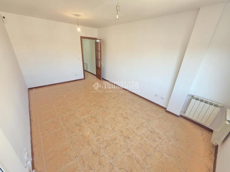 Foto 5e8fbd1a-cb73-4132-a030-fb4f1b7a9cd1. Appartamento con riscaldamento in Coslada pueblo Coslada