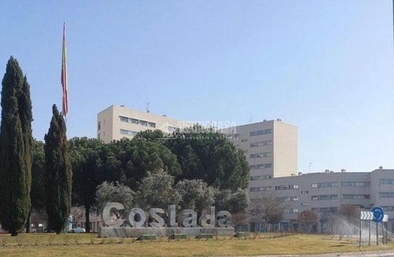 Foto e263684e-bd7a-44dc-bd33-94aa149e5e8d. Posto auto in El Puerto Coslada