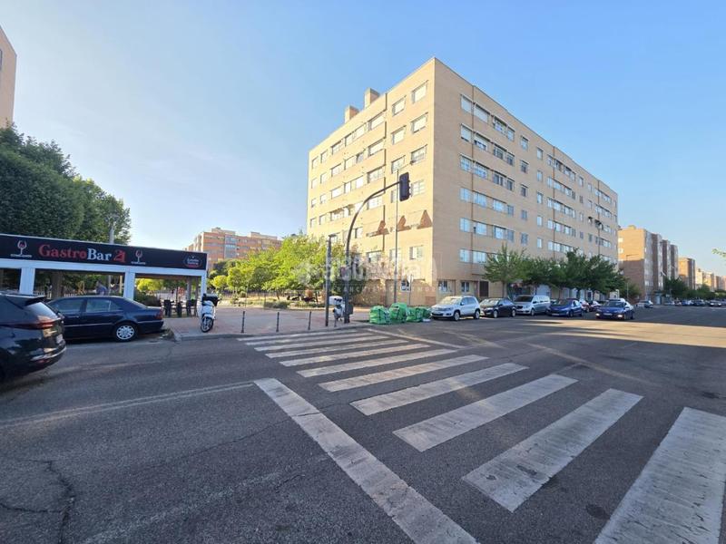 Foto f581ed62-f556-43eb-bbcf-cee9c076cbe1. Posto auto in El Puerto Coslada