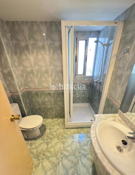 Foto d7d1684e-90e6-49d1-b2da-9b186a028d42. Appartamento in La Espinilla-Parque Blanco Coslada