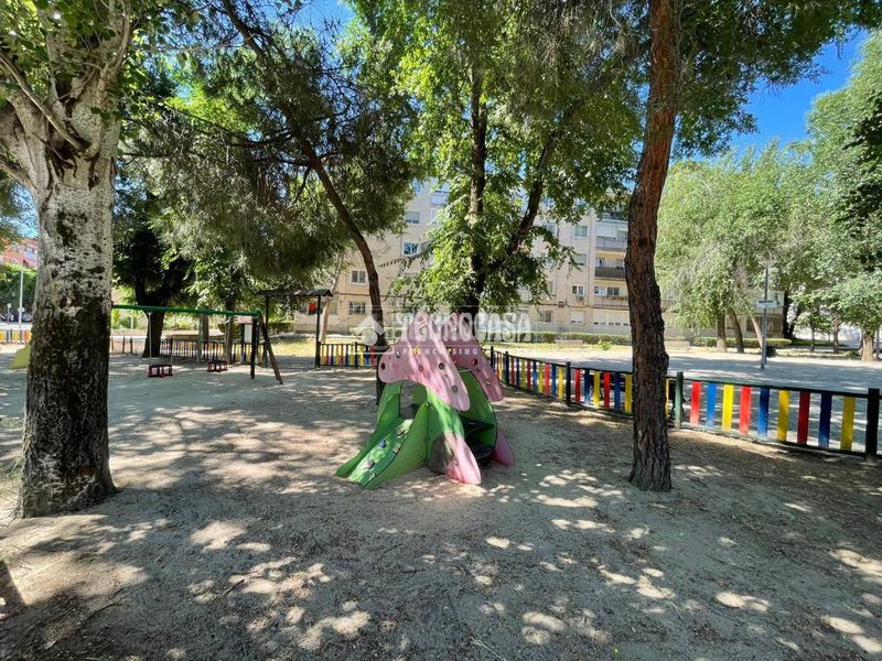 Foto c26799b7-f9da-4430-8f6b-8eab7f248210. Pis amb calefacció a Coslada pueblo Coslada