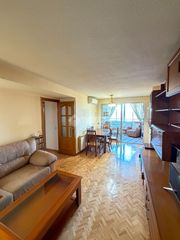 Etagenwohnung in La Espinilla-Parque Blanco. Piso en venta en coslada