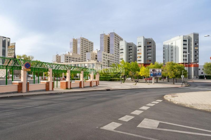Foto b831f843-2728-437c-8420-4c6a2f4c5cdc. Piso  en venta en La Espinilla-Parque Blanco Coslada