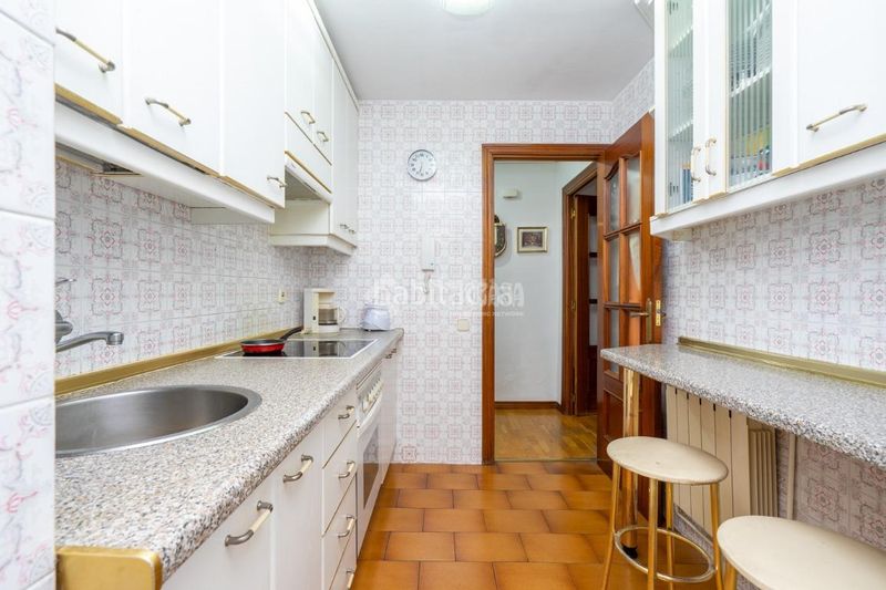 Foto e500b266-d0af-4252-9d3c-80ba69d36779. Piso  en venta en La Espinilla-Parque Blanco Coslada