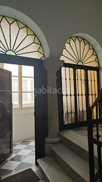 Foto ffbe95bf-65fd-4260-9f43-a977d6b01a92. Piso magnifico piso señorial en el centro de cadiz en Cádiz