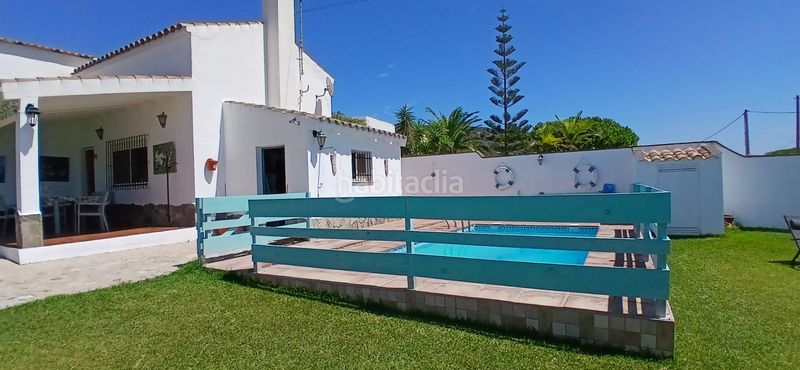 Foto a43faeb4-81ed-4646-b71c-dae54c872fae. Masia amb xemeneia aparcament piscina a Los Caños de Meca Barbate