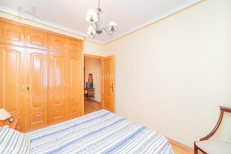 Foto 1aabc9ab-a001-40d3-b1ea-2abd168d1793. Haus mit heizung parking in Guadarrama