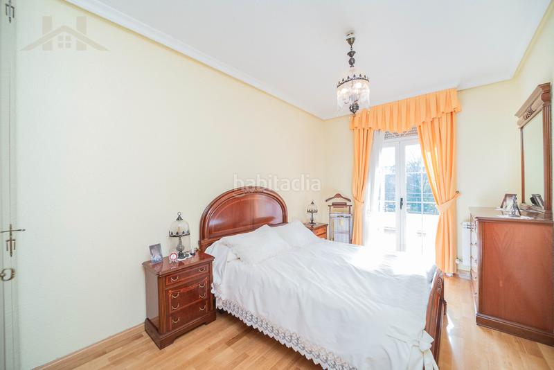 Foto 714082bf-683a-415b-8766-0c32469cf5ae. Haus mit heizung parking in Guadarrama