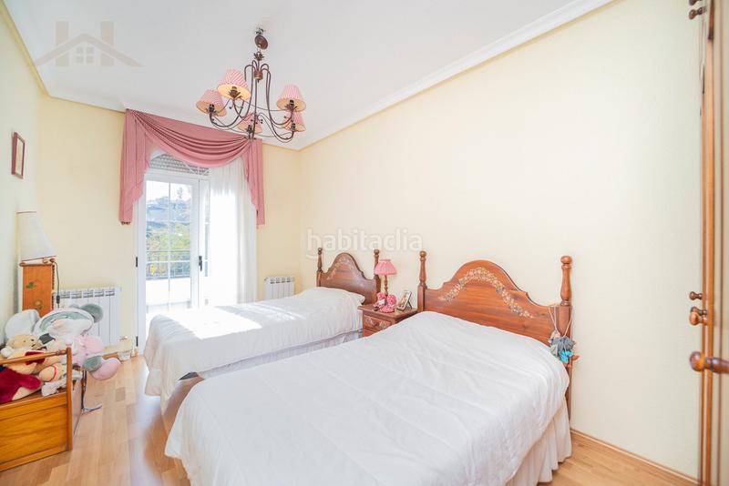 Foto c9b220a9-3983-4eaa-9897-d34e12690dfd. Haus mit heizung parking in Guadarrama