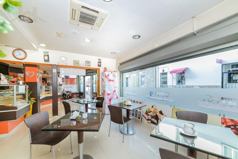 Foto 611a9e1b-b8cd-431f-8ef7-ac009fedeb6a. Pas-de-porte local commercial dans Guadarrama