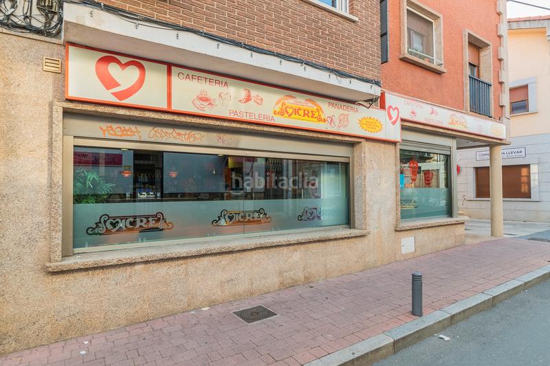 Foto ffd635b5-9160-4ea0-ad6c-9880365b5bba. Pas-de-porte local commercial dans Guadarrama