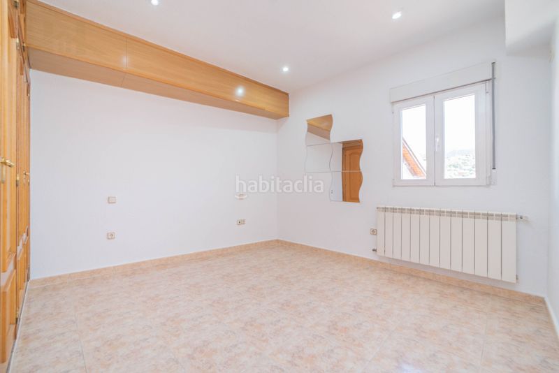 Foto c10fc423-b811-49d1-9ac9-2f4e8bb273ad. Pis amb calefacció a Cercedilla