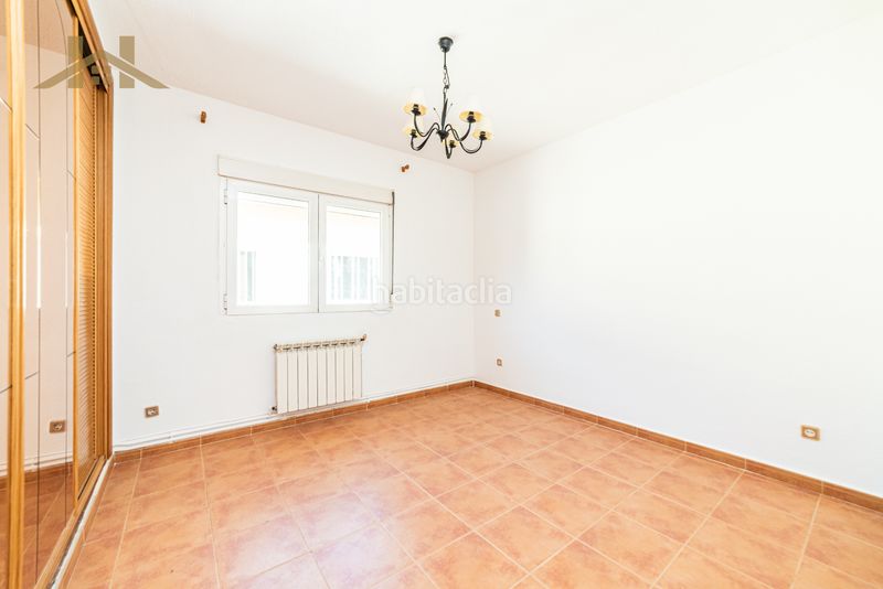 Foto 49d2f8a0-191f-4108-9098-05747c342120. Piso duplex en calle abantos en Guadarrama