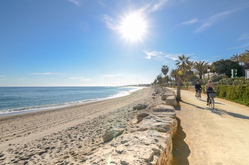 Foto d3d23178-cf91-4005-8c8d-35a9ff475288. Apartament amb aparcament piscina a Playa de la Fontanilla Marbella