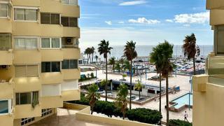 Appartement à Playa Bajadilla - Puertos. Apartamento en paseo marítimo completamente renovado con vistas